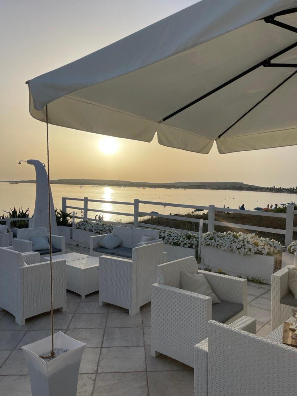 Hotel Maluentu Putzu Idu Buitenkant foto