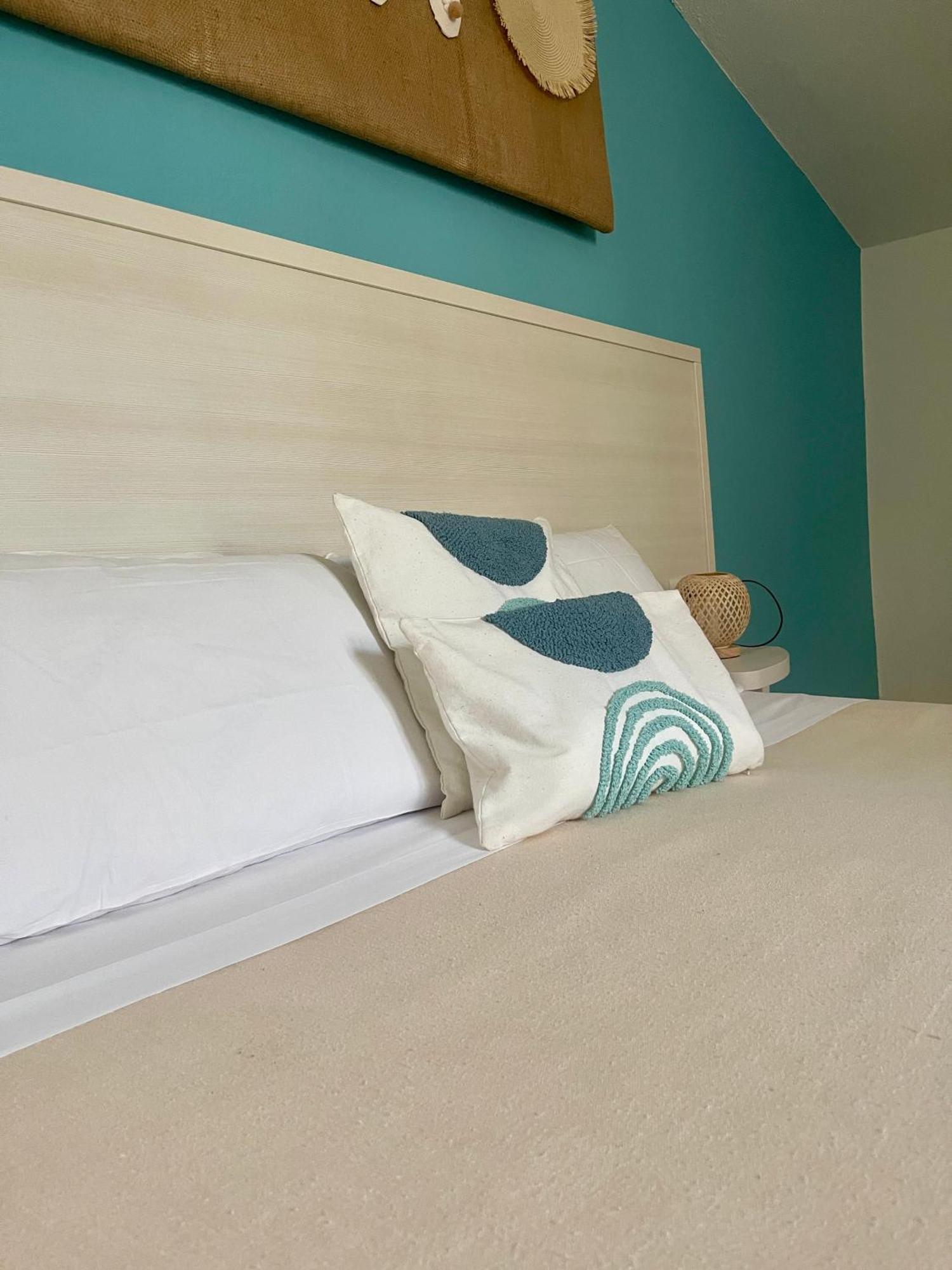Hotel Maluentu Putzu Idu Buitenkant foto
