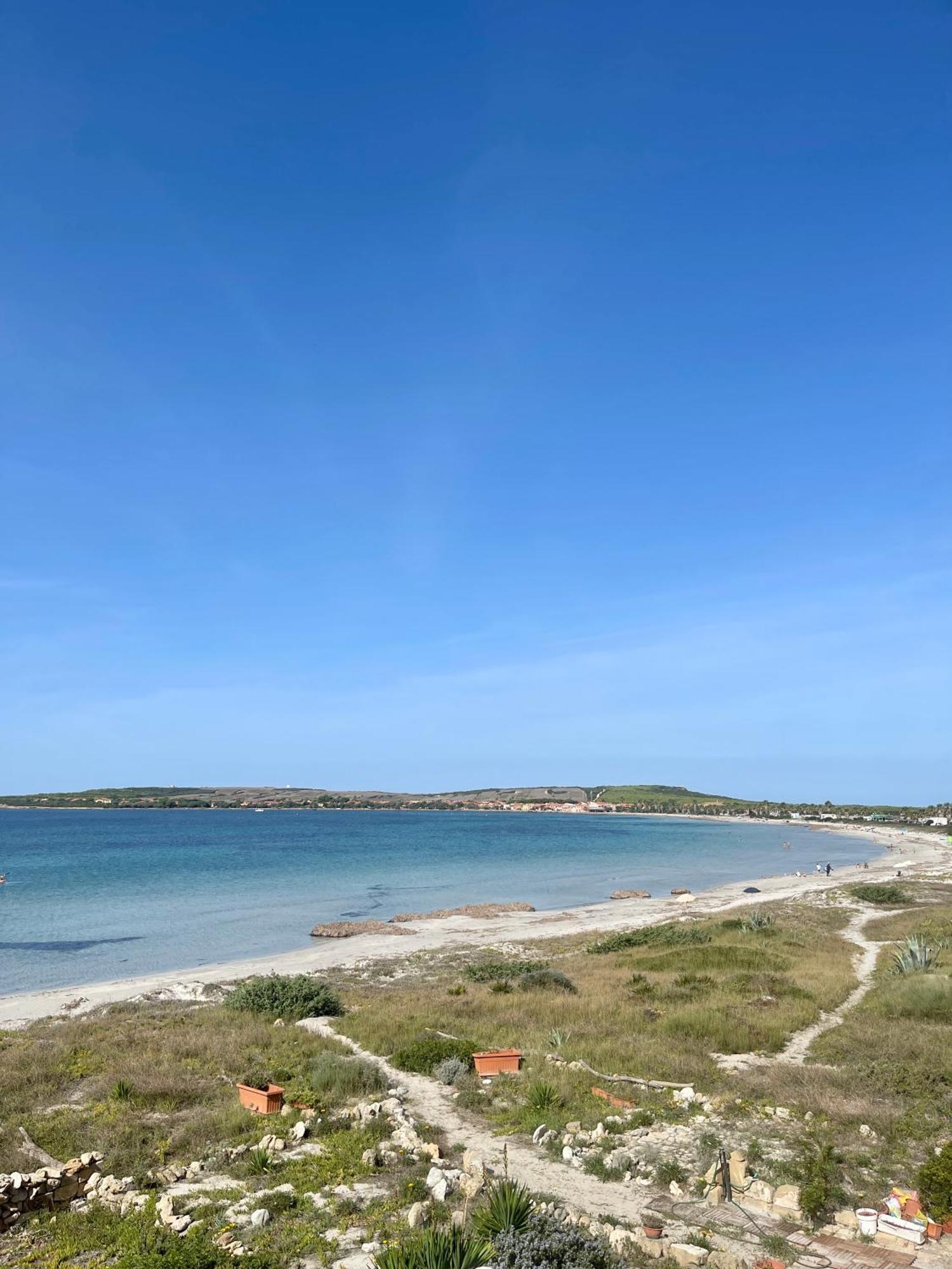 Hotel Maluentu Putzu Idu Buitenkant foto
